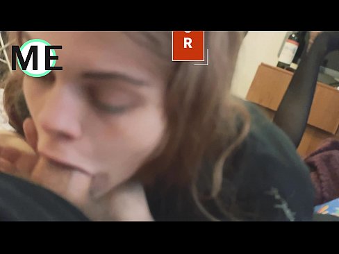 ❤️ Bo'g'iz bo'shlig'i, yirtilgan külotlu çoraplar va yirtilgan poshnalar bilan tanishish yoqimli Sifatli pornoda bizda ❌️❤